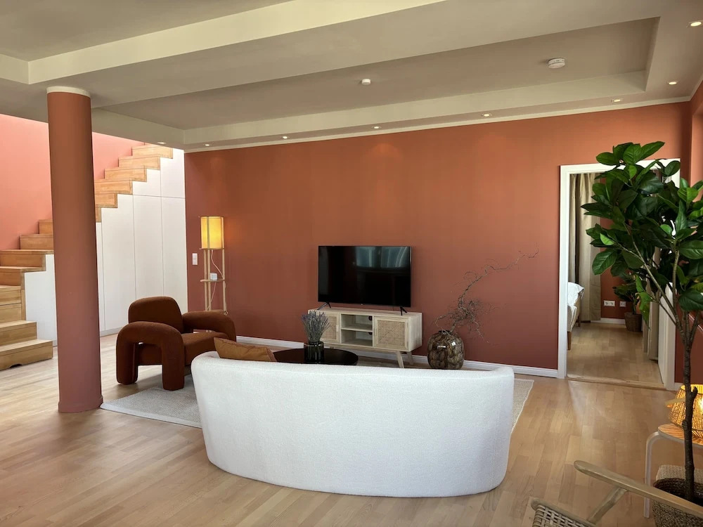 Photo - The Charming by Curt Suites