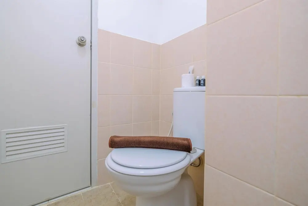 Modern Look and Restful 2BR Podomoro Golf View Apartment