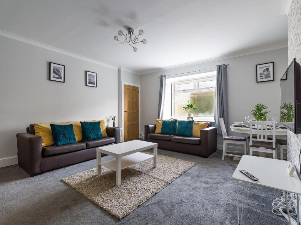 Chestnut House - Cosy 2 Bedroom - Ashington