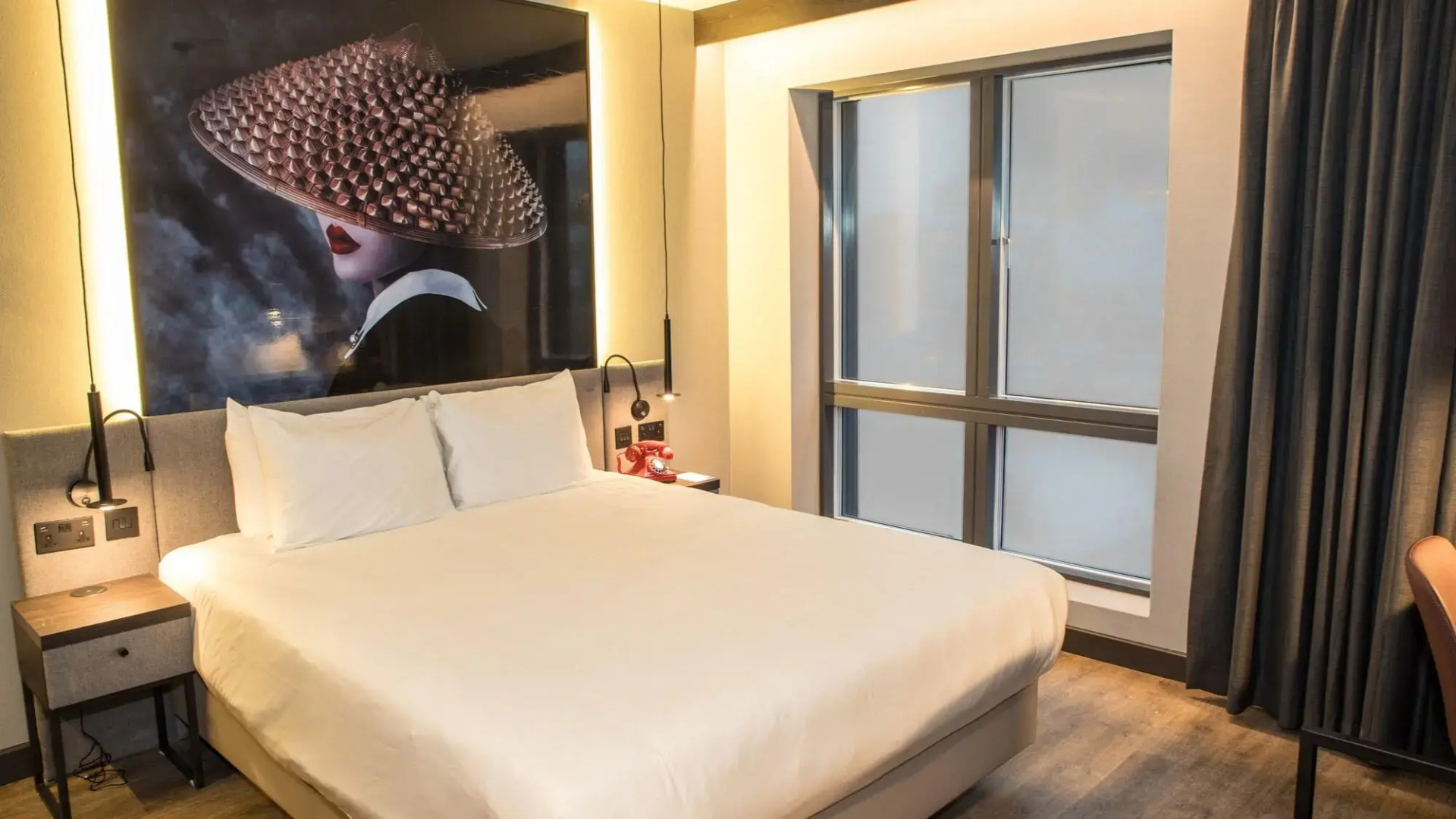 Photo - Radisson RED London Greenwich The O2