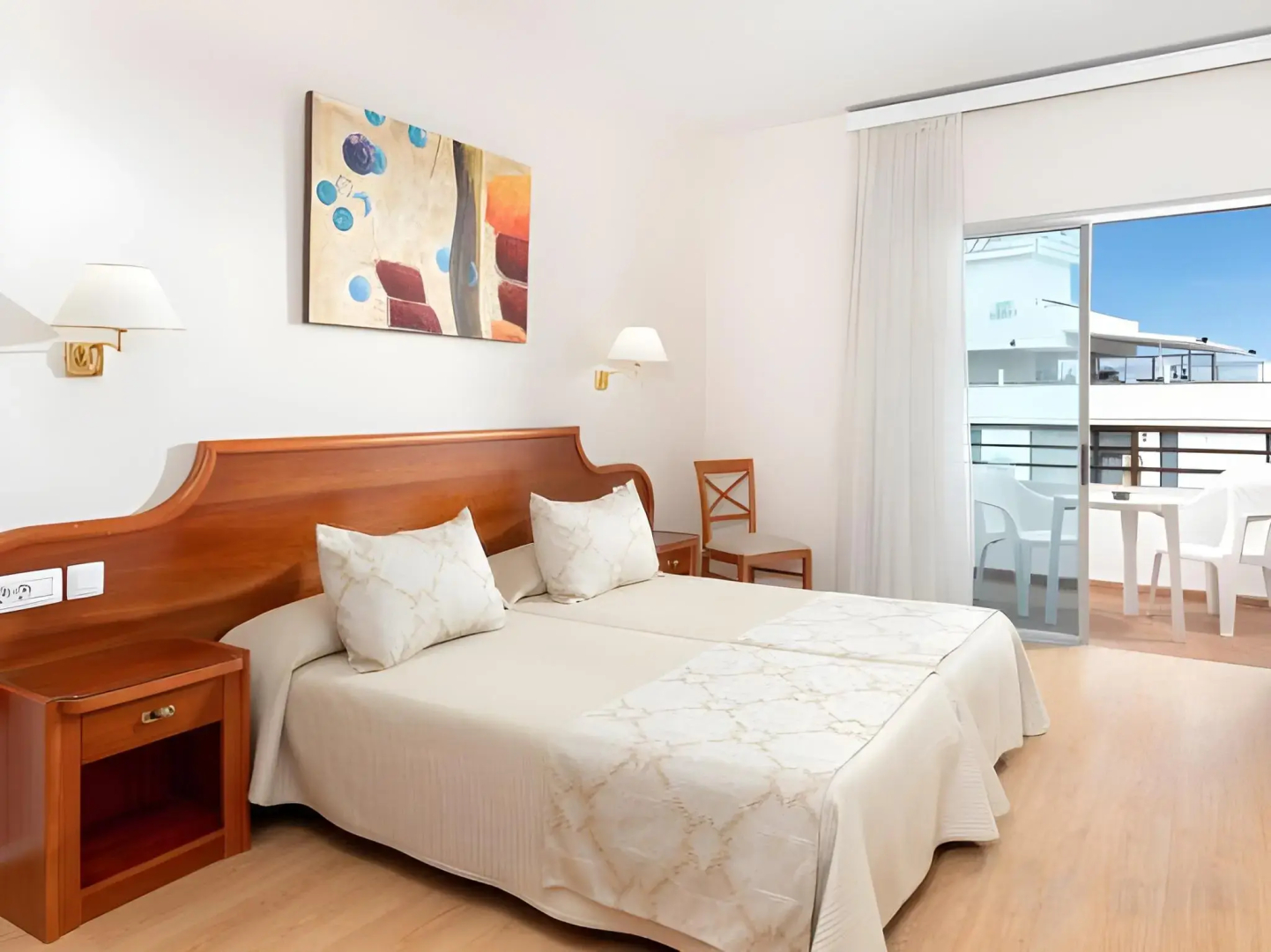 Photo - HC Hotel Magec