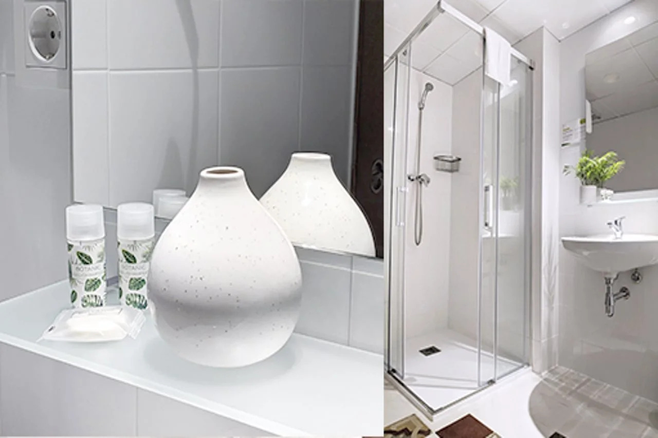 Photo - Original Domino House