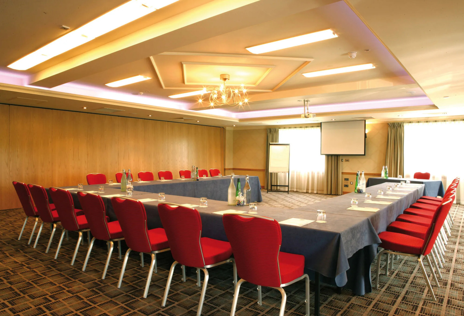 Photo - Cottons Hotel and Spa