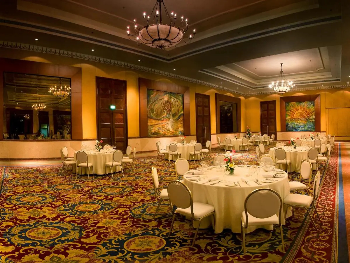 Photo - The LaLiT Mumbai
