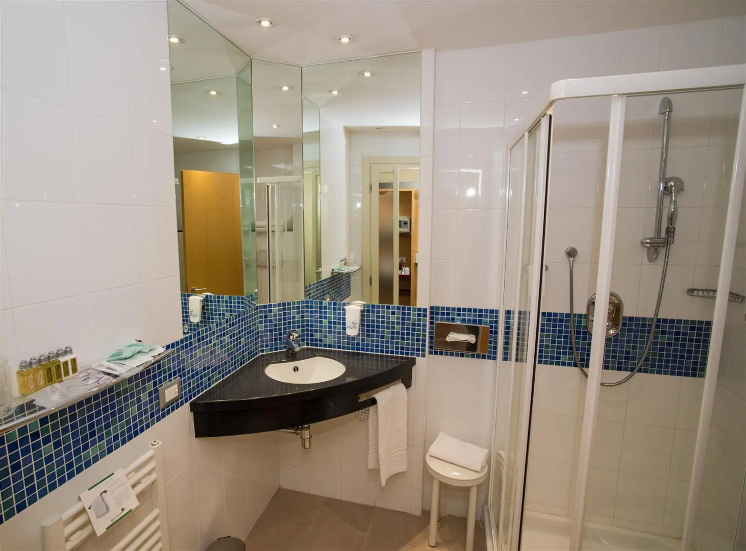 Photo - Best Western Palace Inn Hotel
