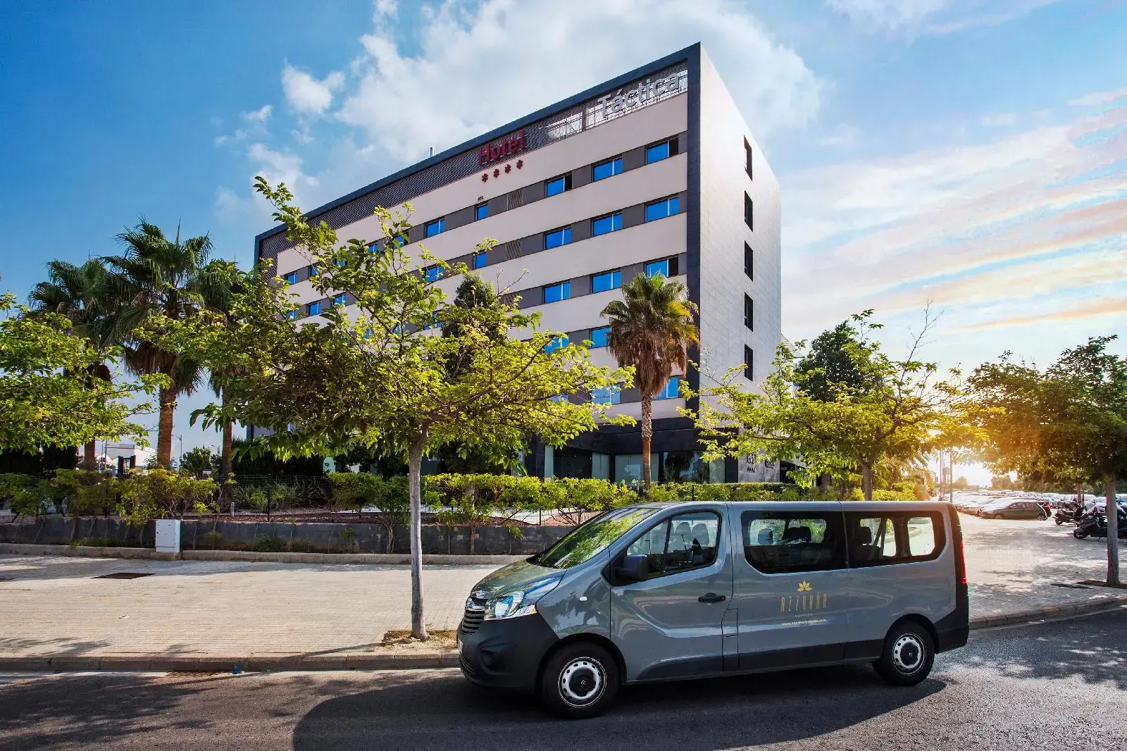 Foto - AZZ Valencia Táctica Hotel