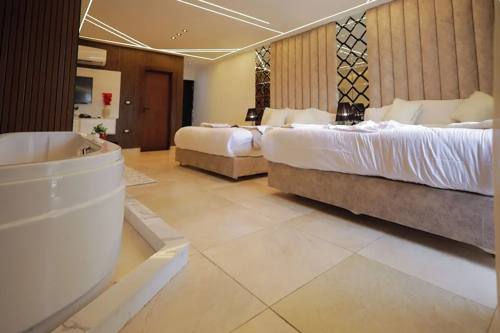 Photo - The Muse Pyramids INN