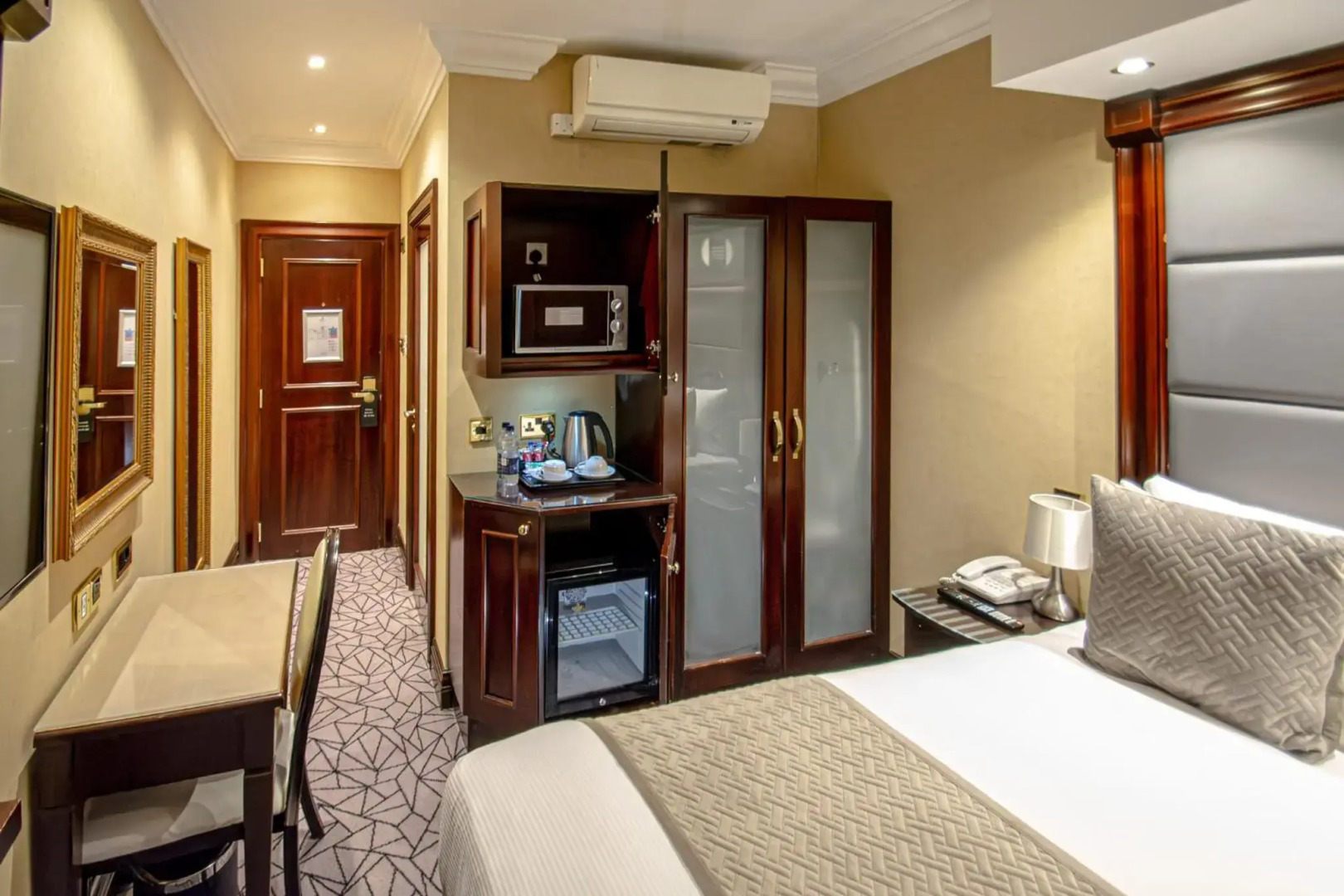 Foto - Hyde Park International