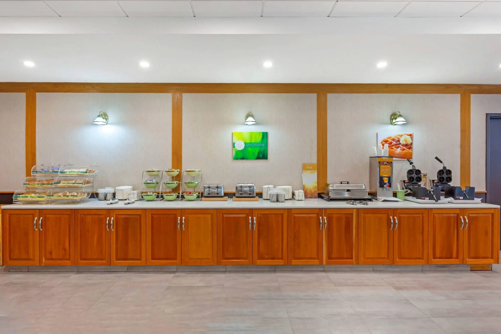 Photo - Quality Hotel Fallsview Cascade