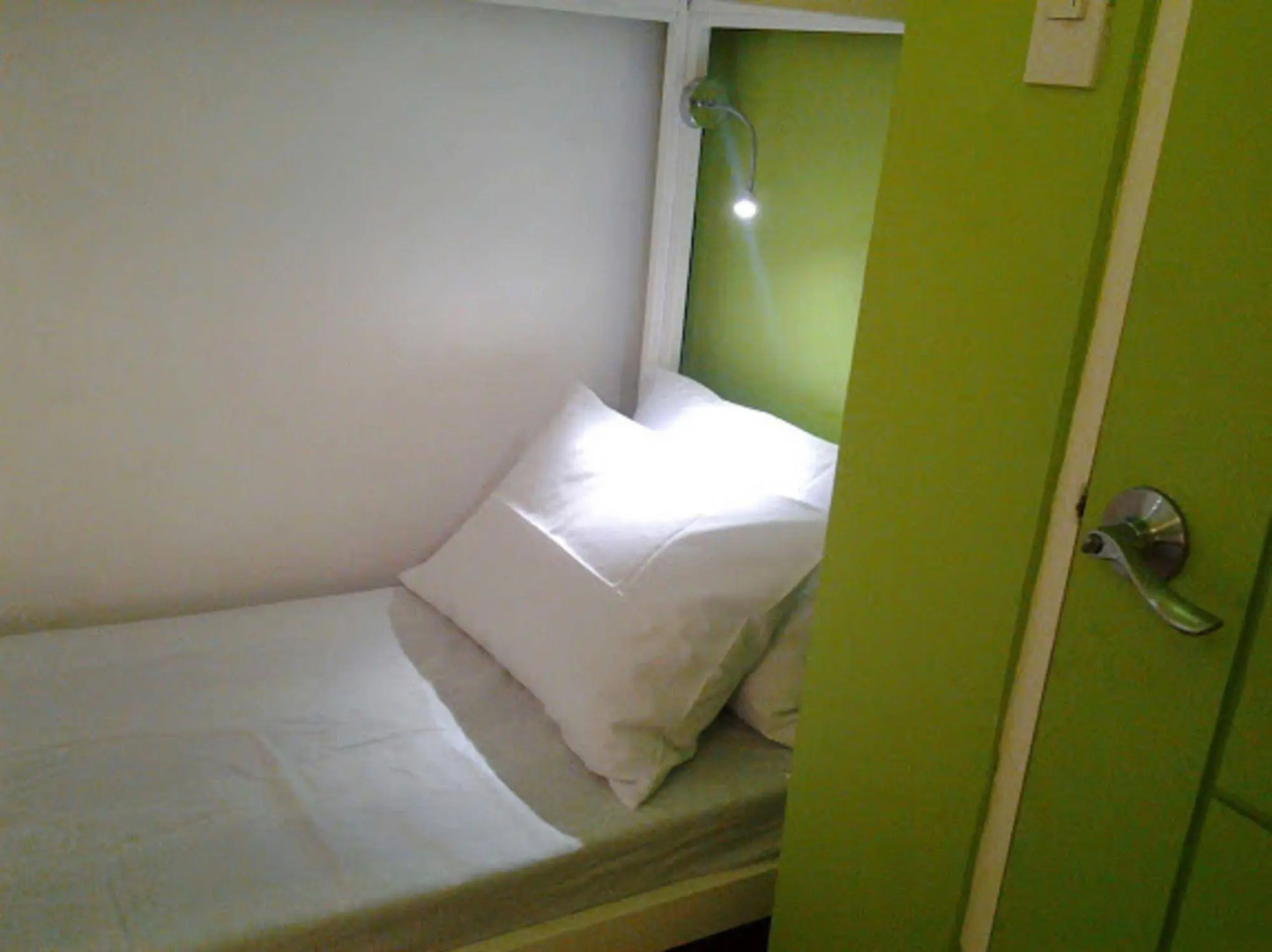 Foto - Crossroads Hostel Manila