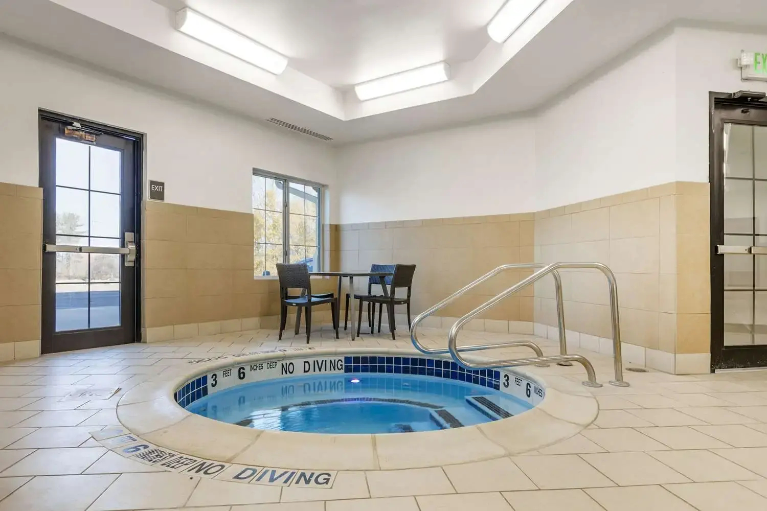 Photo - Comfort Inn & Suites Verona at Turning Stone Resort Casino