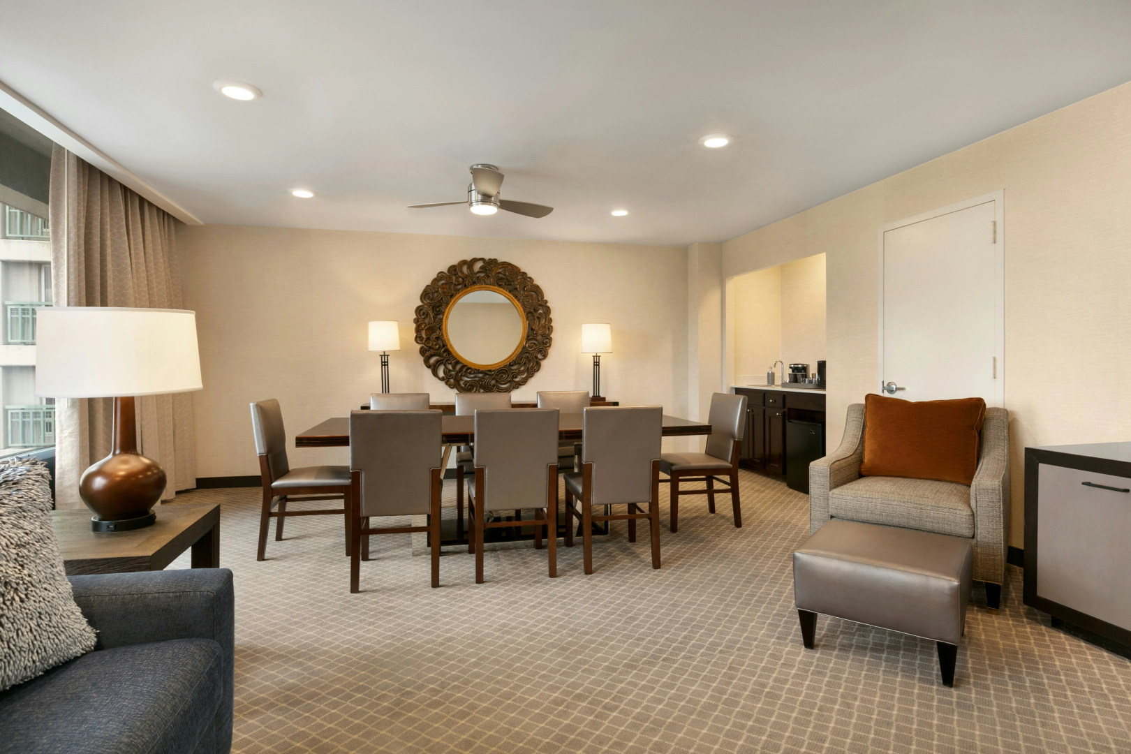 Photo - Doubletree by Hilton McLean Tysons