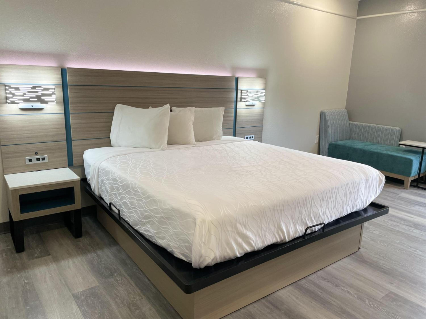 Photo - Sonesta Essential Hotel Houston-I-45 Spring