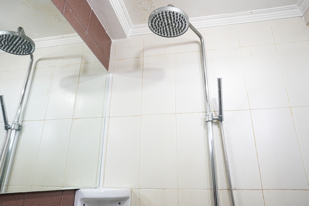 Comfortable Studio @ Green Bay Pluit Apartment
