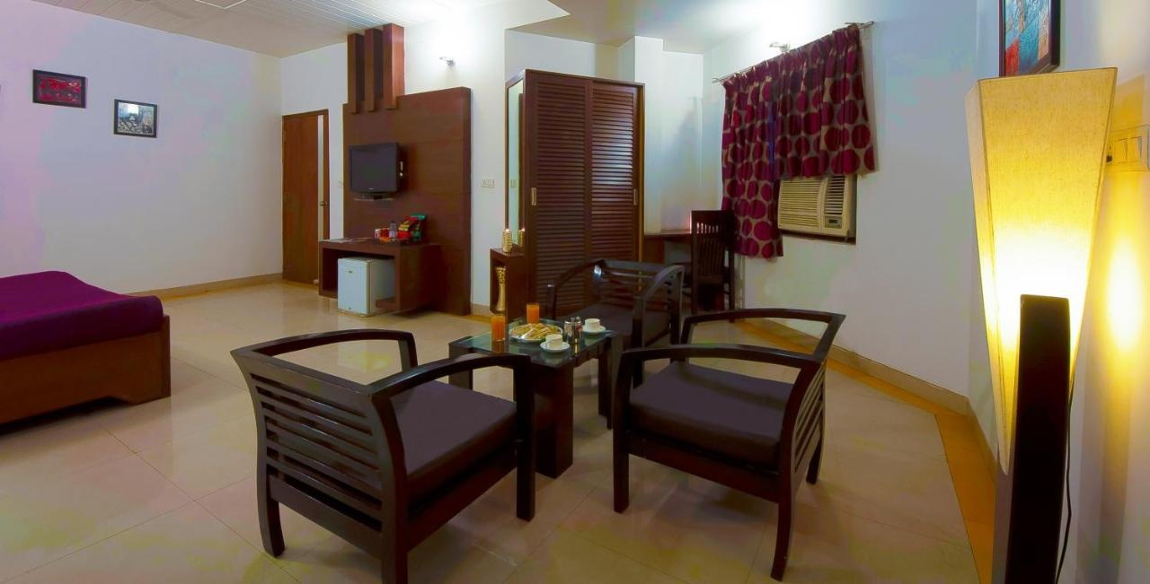 Photo - Hotel Delhi 37