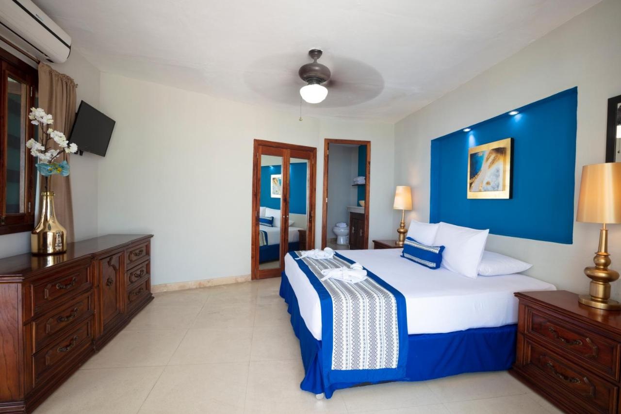 Photo - Blue Chairs Beachfront Resort Puerto Vallarta - Adults Only