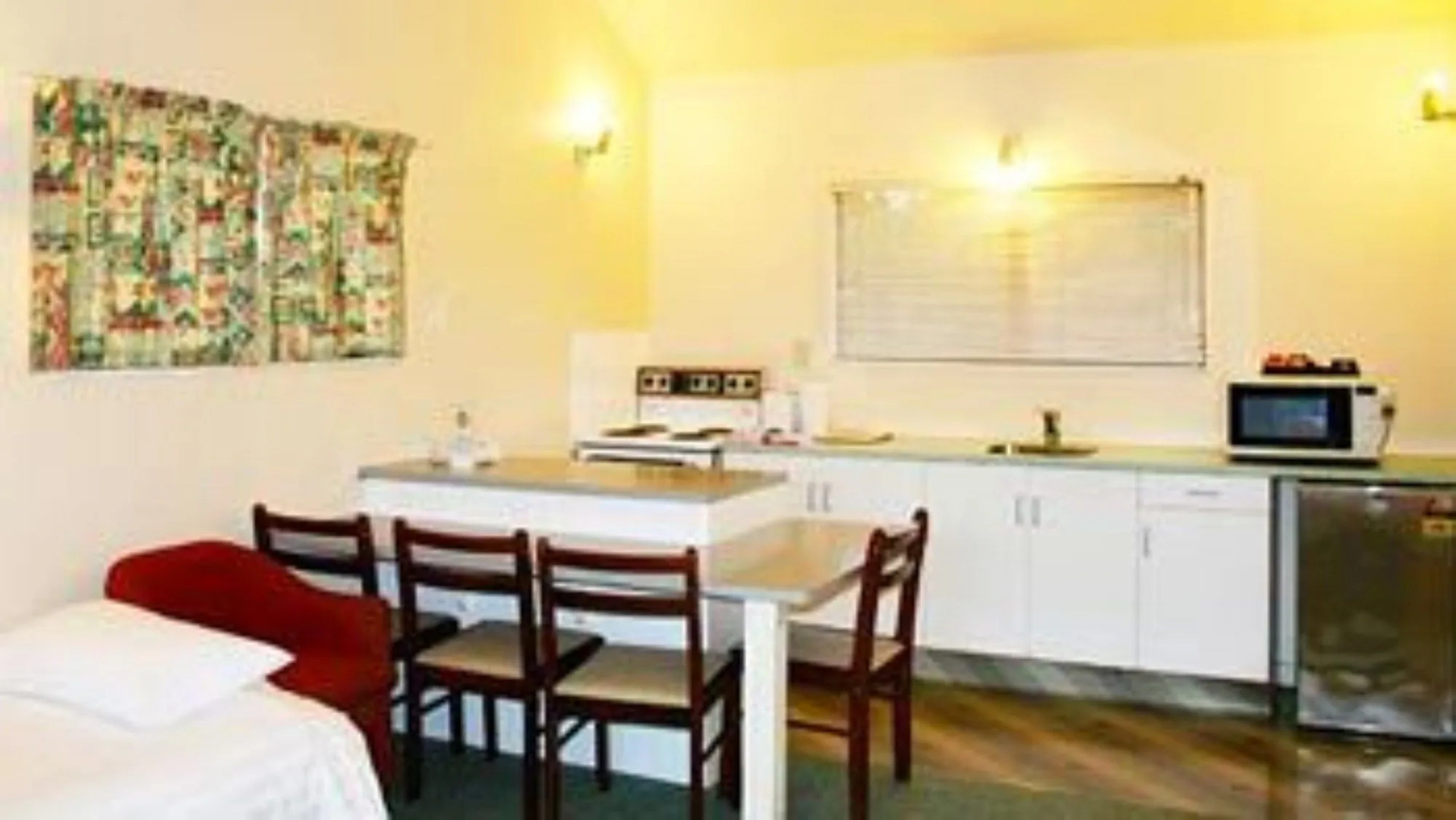 Foto - Rayland Epsom Motel