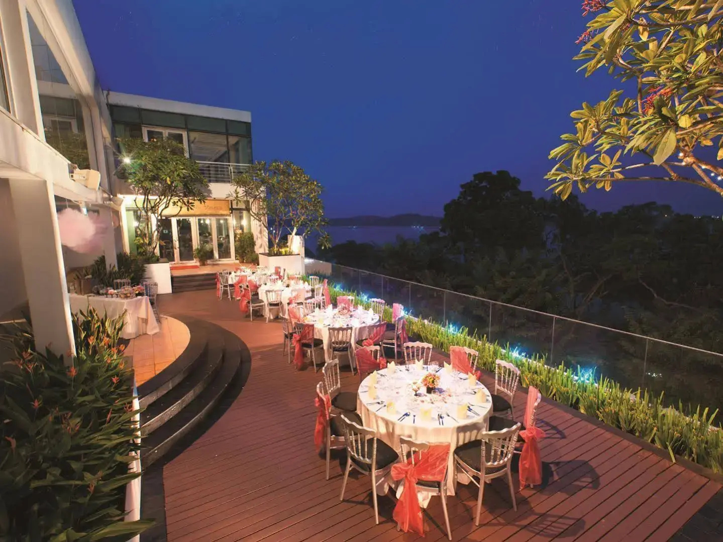 Foto - Village Hotel Changi by Far East Hospitality