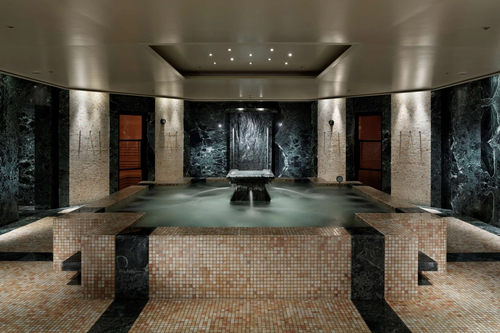 Photo - Park Hyatt Tokyo