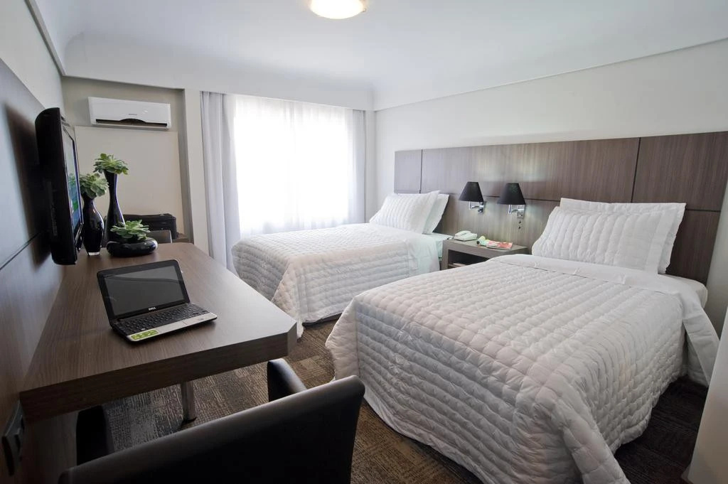 Photo - Slaviero Hotel Curitiba Centro