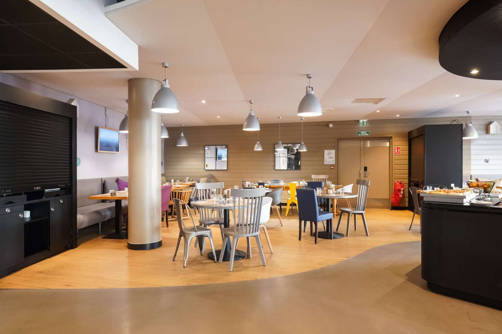 Foto - Campanile PRIME - Suresnes - La Défense