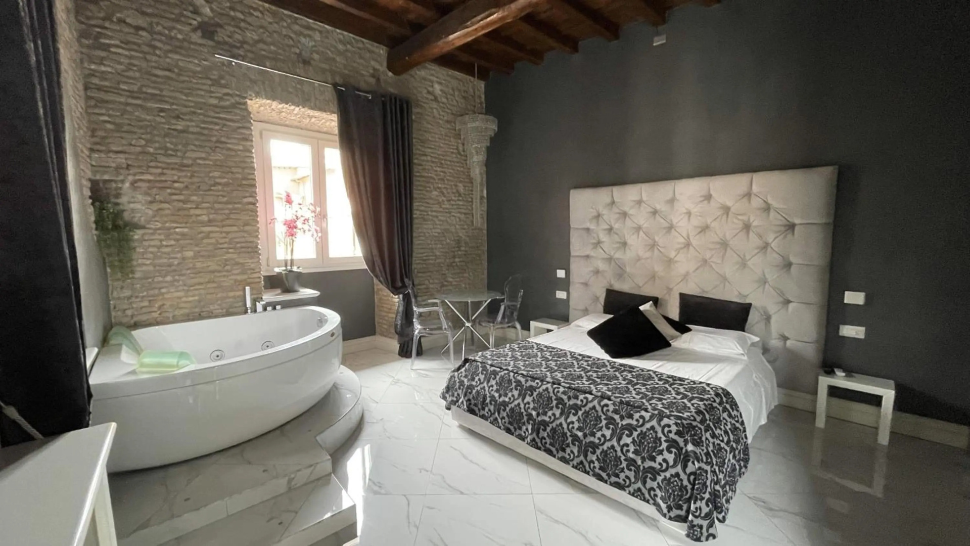 Foto - Rhome Luxury suite