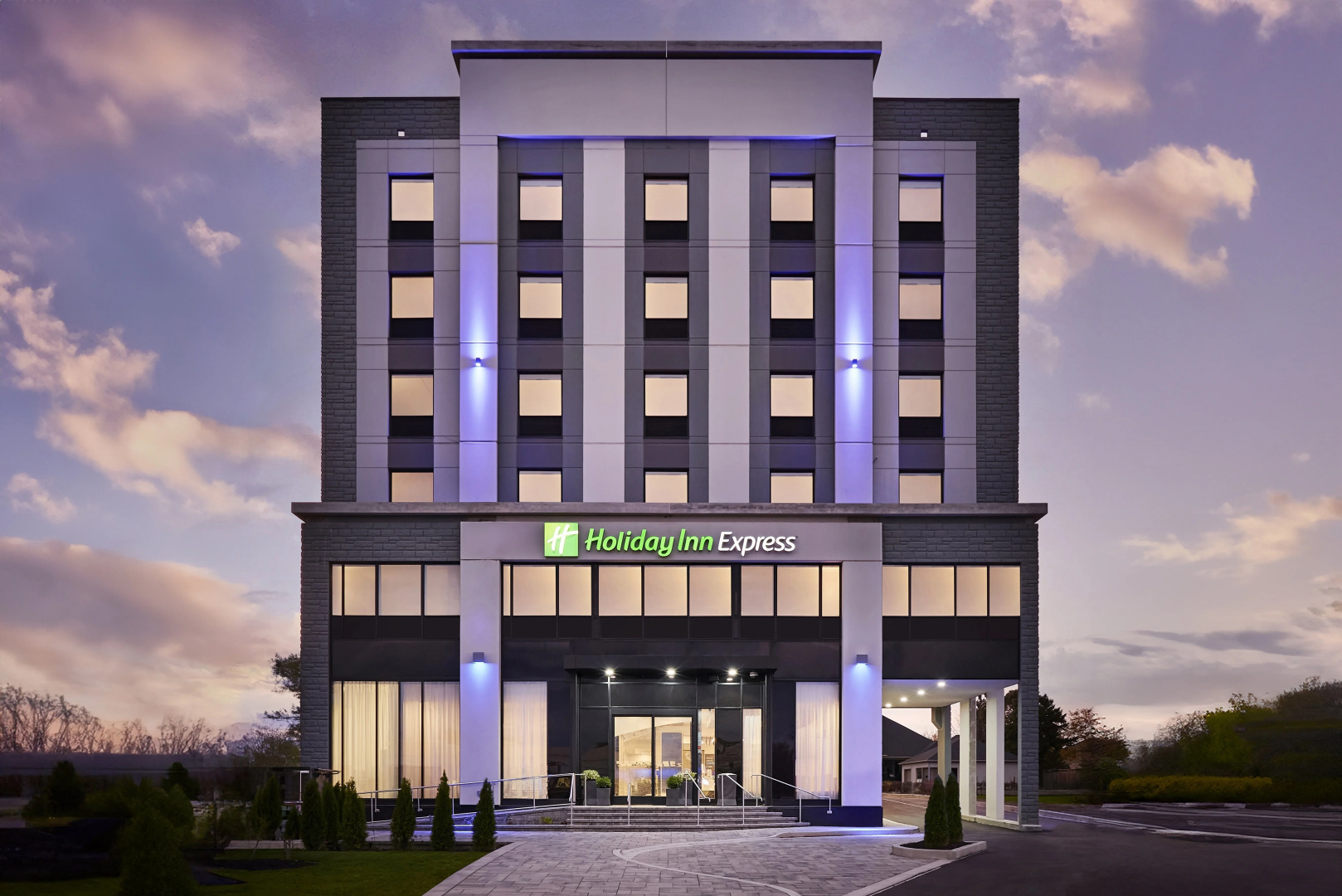 Photo - Holiday Inn Express Hamilton Upper James by IHG