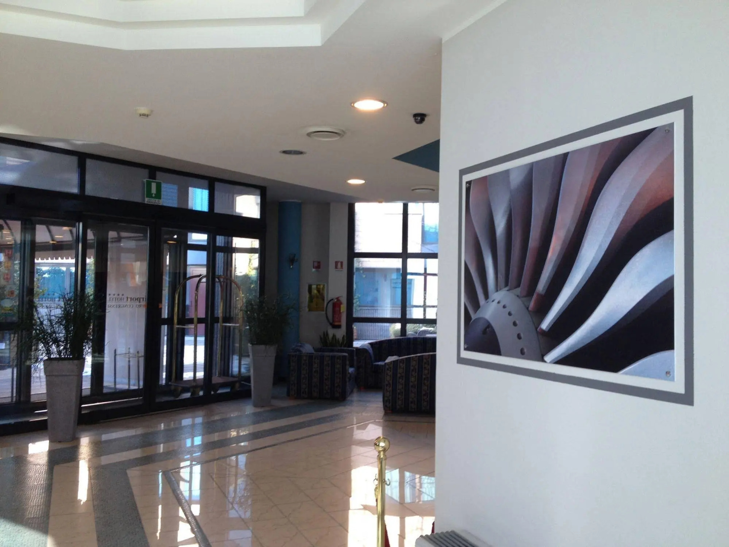 Photo - Airport Hotel