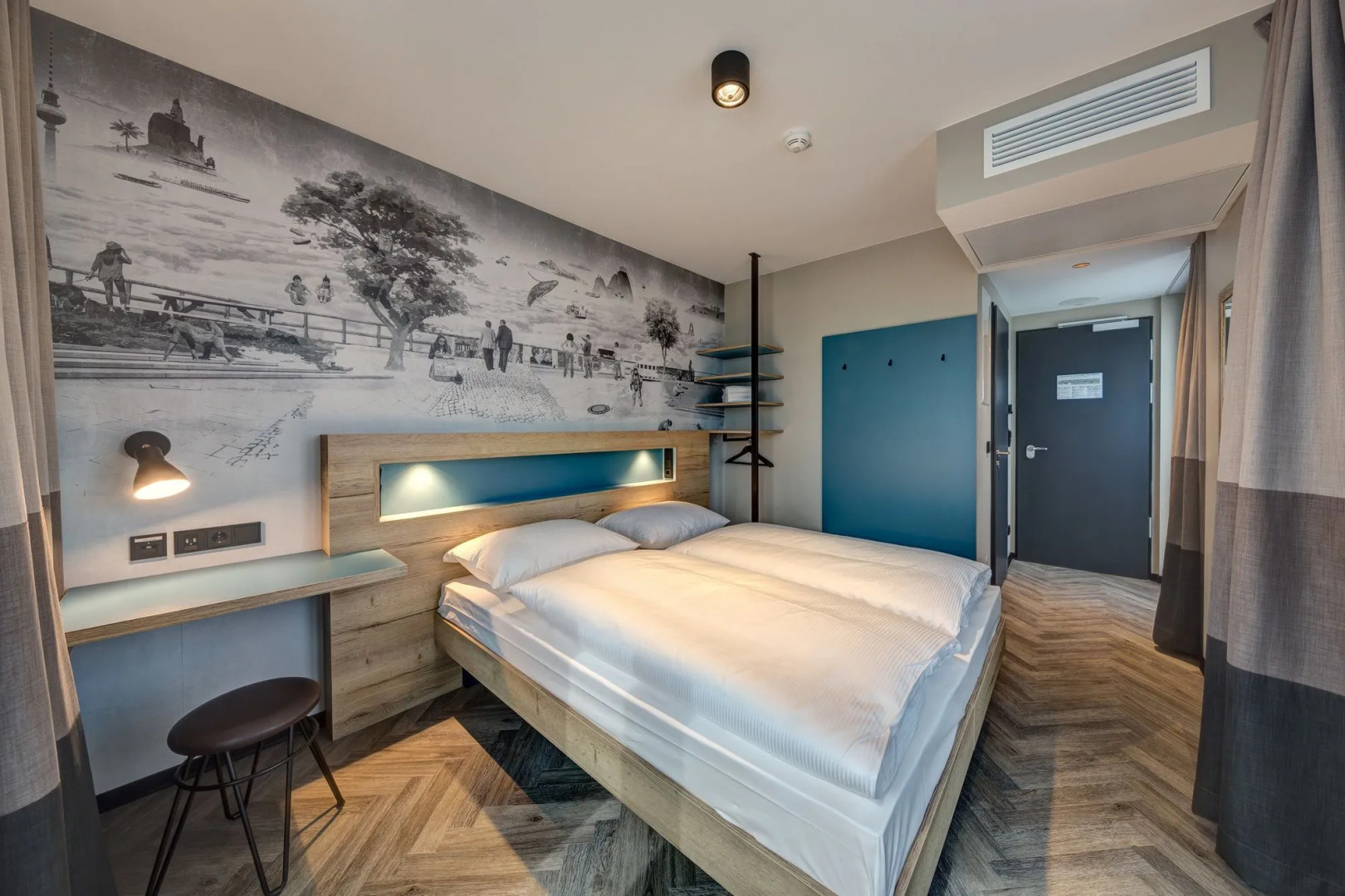 Photo - Schulz Hotel Berlin Wall at the East Side Gallery