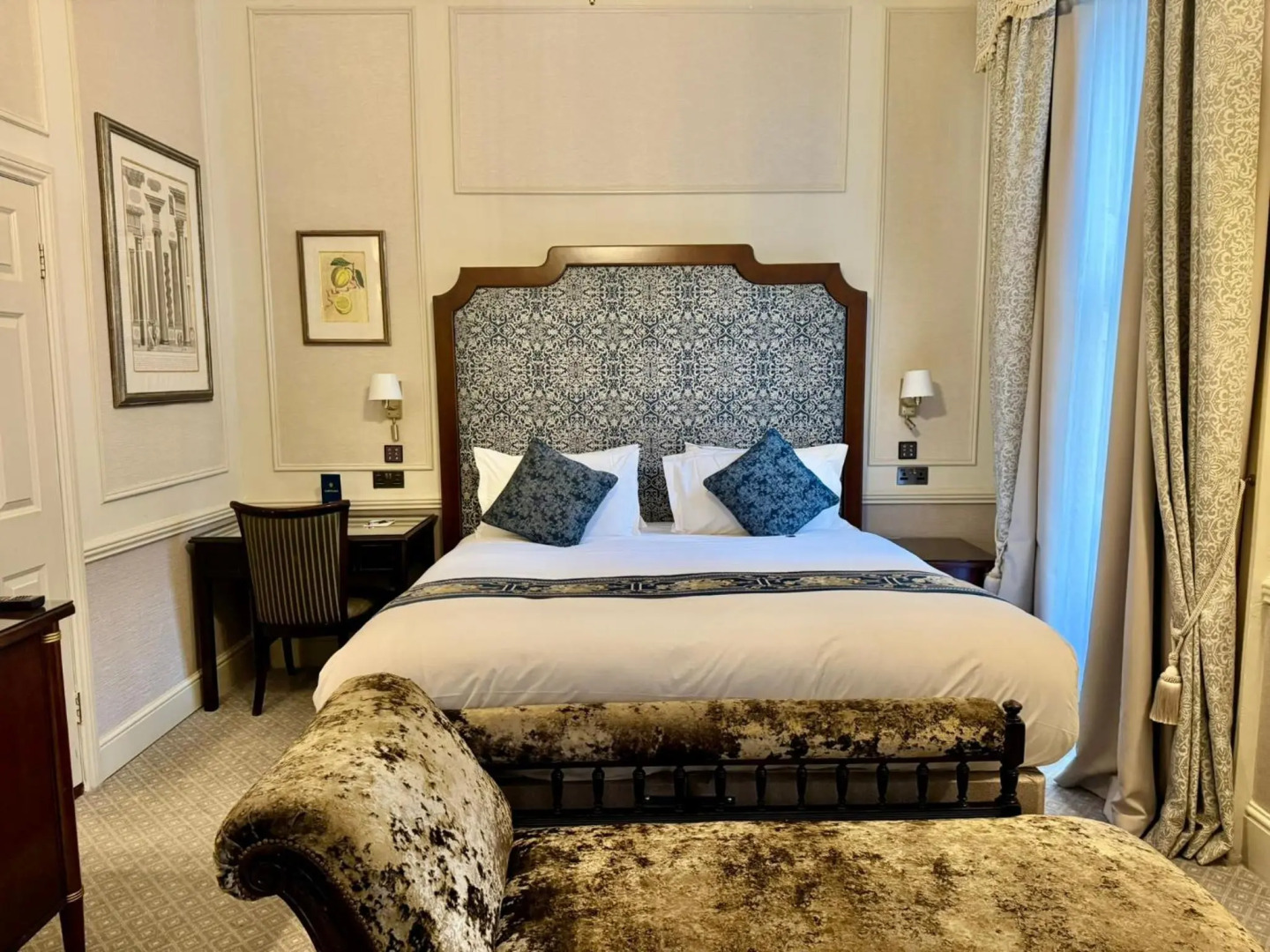 Photo - The Leonard Hotel