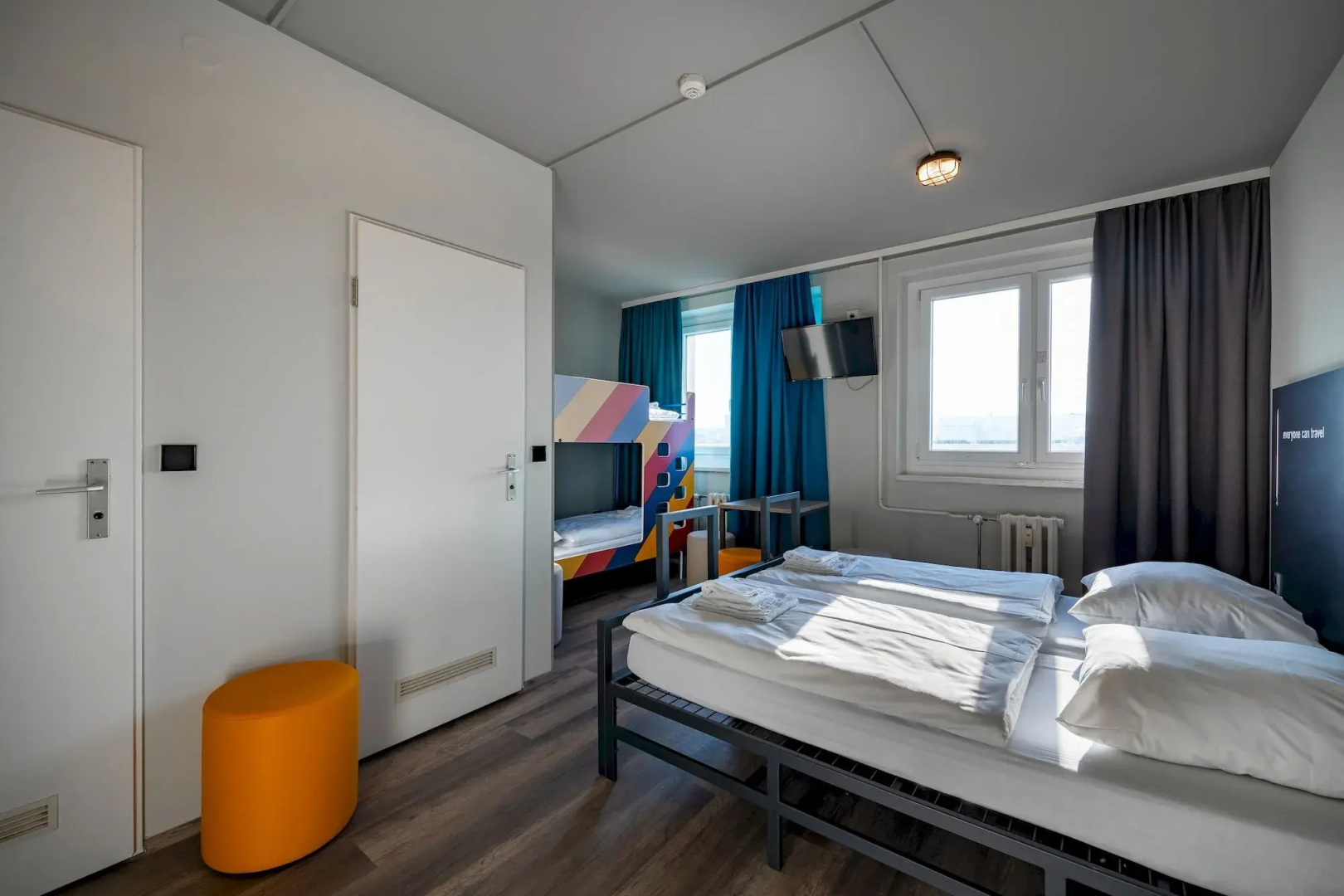 Photo - a&o Berlin Kolumbus