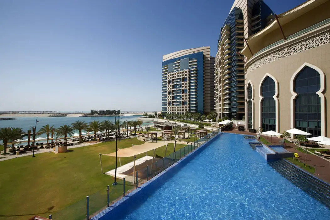 Photo - Bab Al Qasr Residence