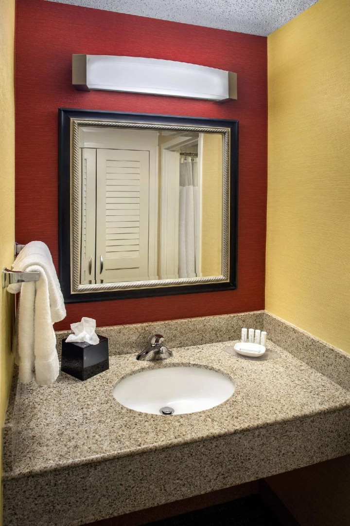 Photo - Courtyard by Marriott Tarrytown Westchester County