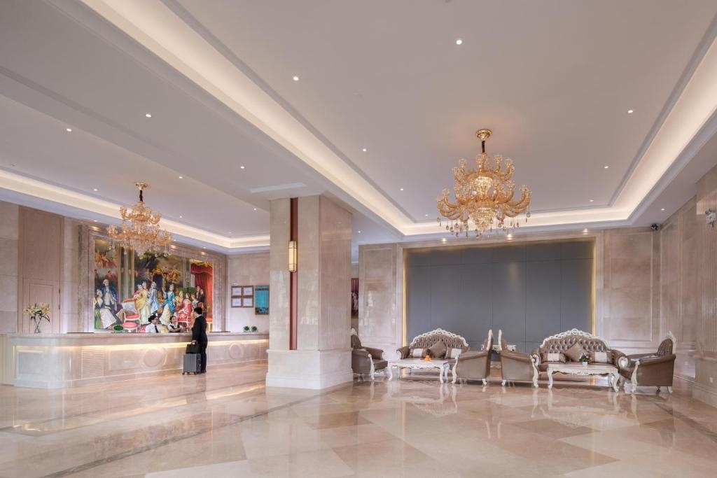 Vienna International Hotel (Lianjiang Avenue Xinyuan International Plaza)