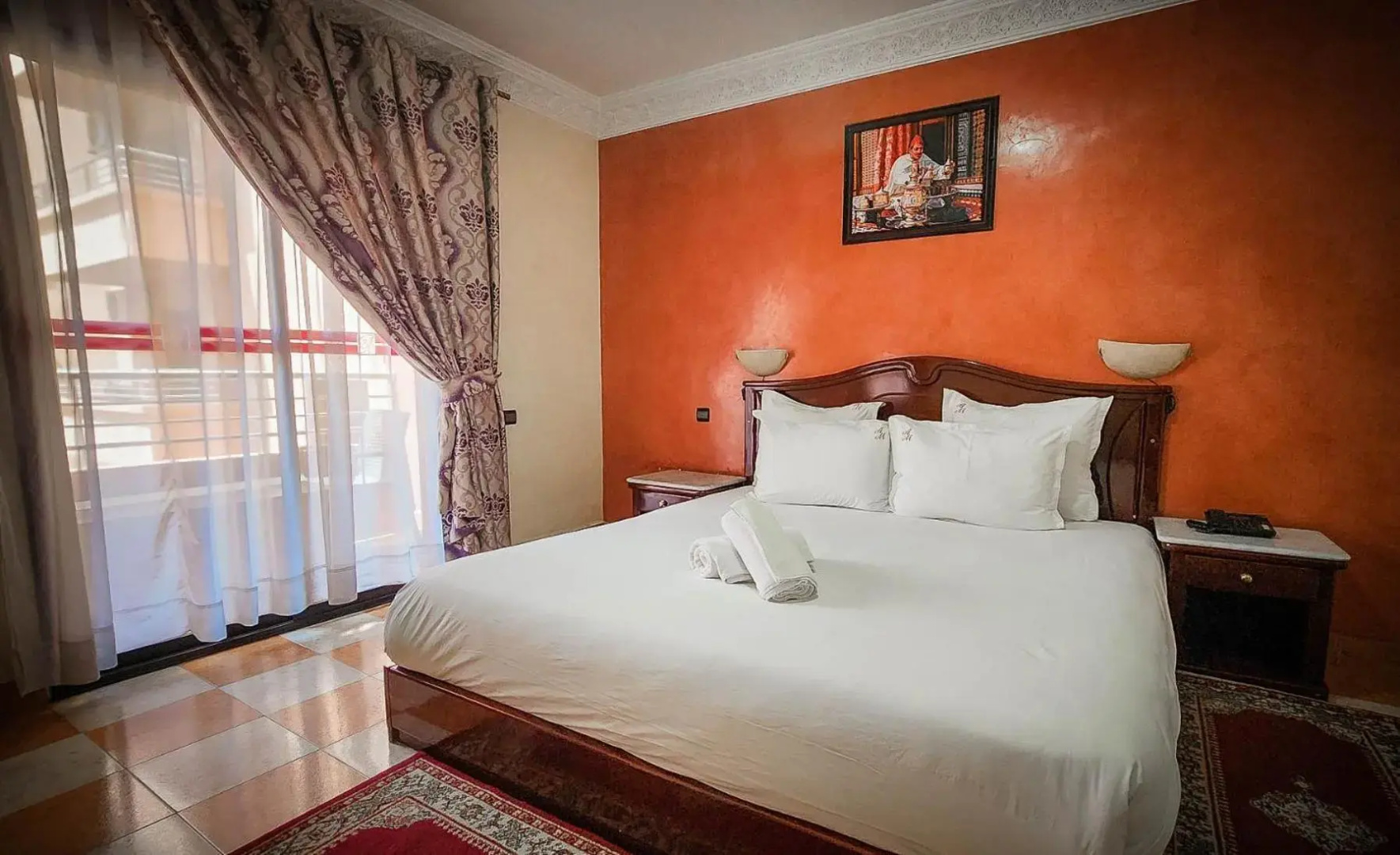 Foto - Hôtel Les Ambassadeurs