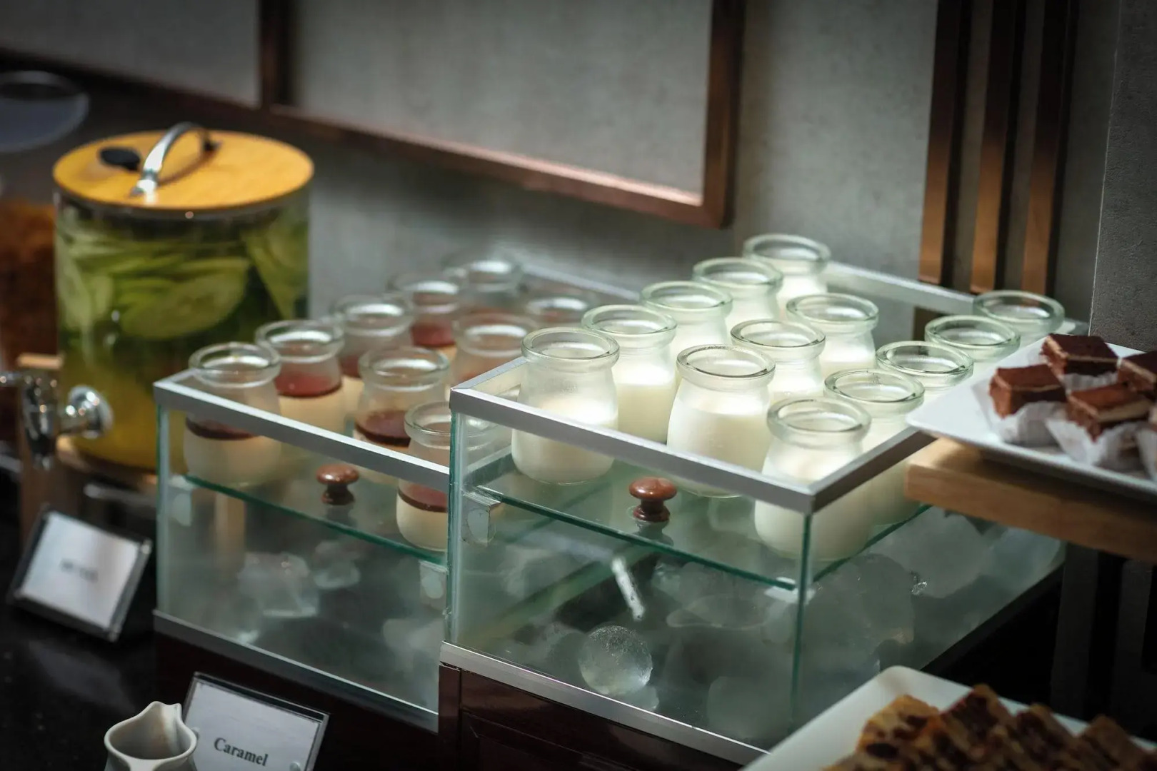 Photo - MAY DE VILLE Crown Hotel