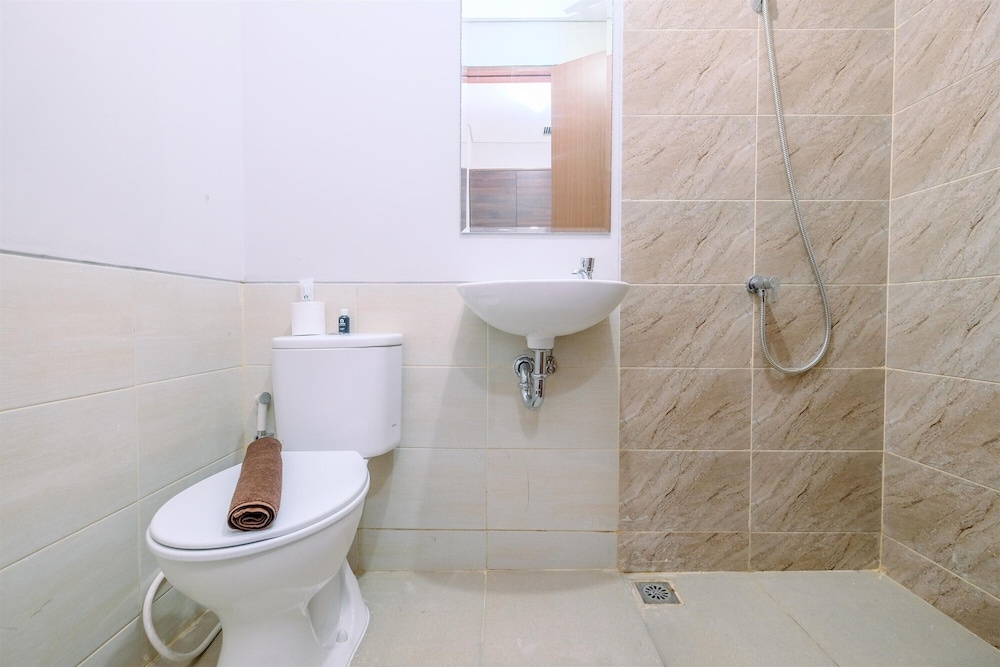 Cozy And Modern Look Studio Transpark Juanda Bekasi Timur Apartment