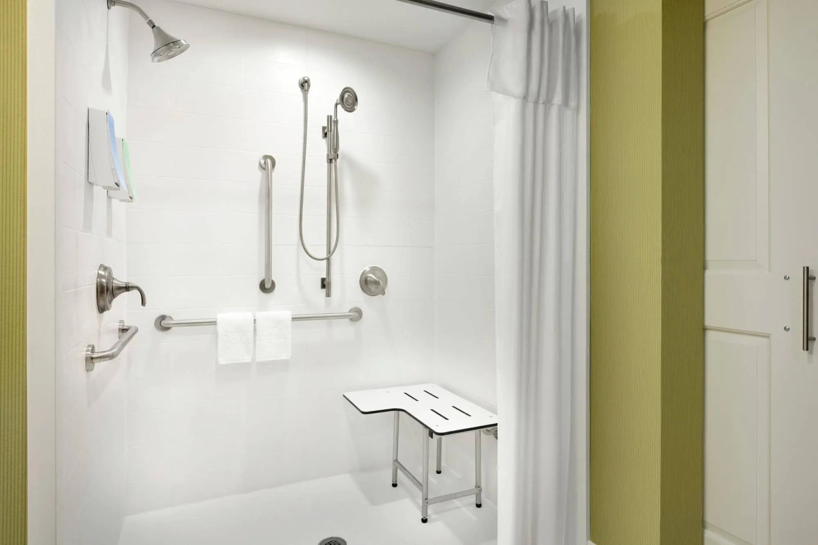Photo - Home2 Suites by Hilton El Paso Airport, TX