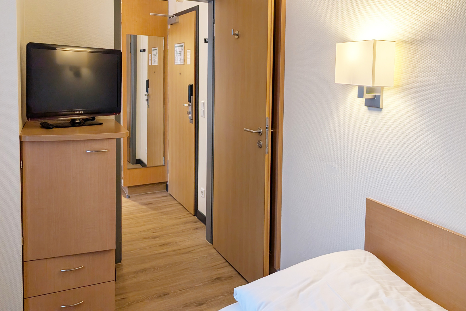 Photo - Garner Hotel Hamburg Wandsbek Marktplatz by IHG