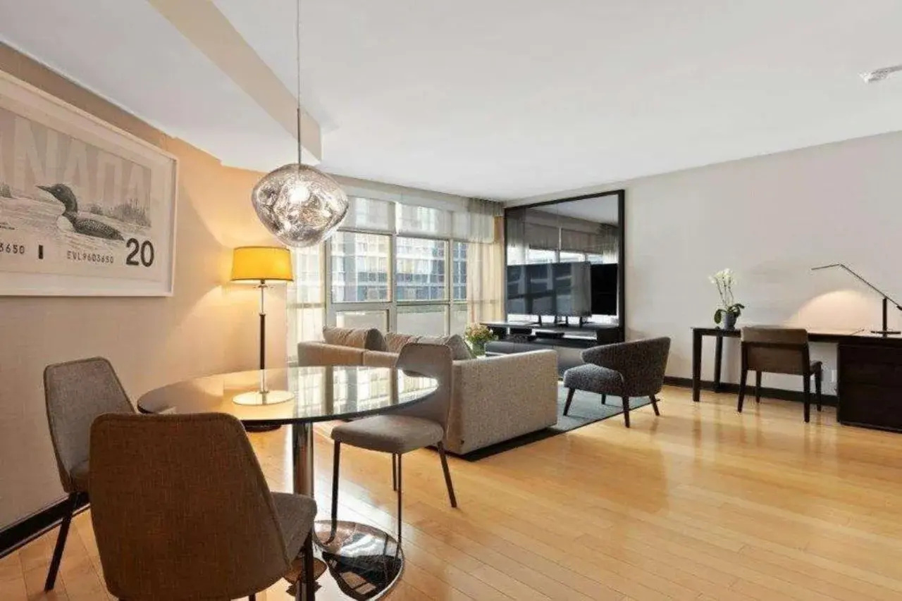 Photo - SoHo Hotel Toronto