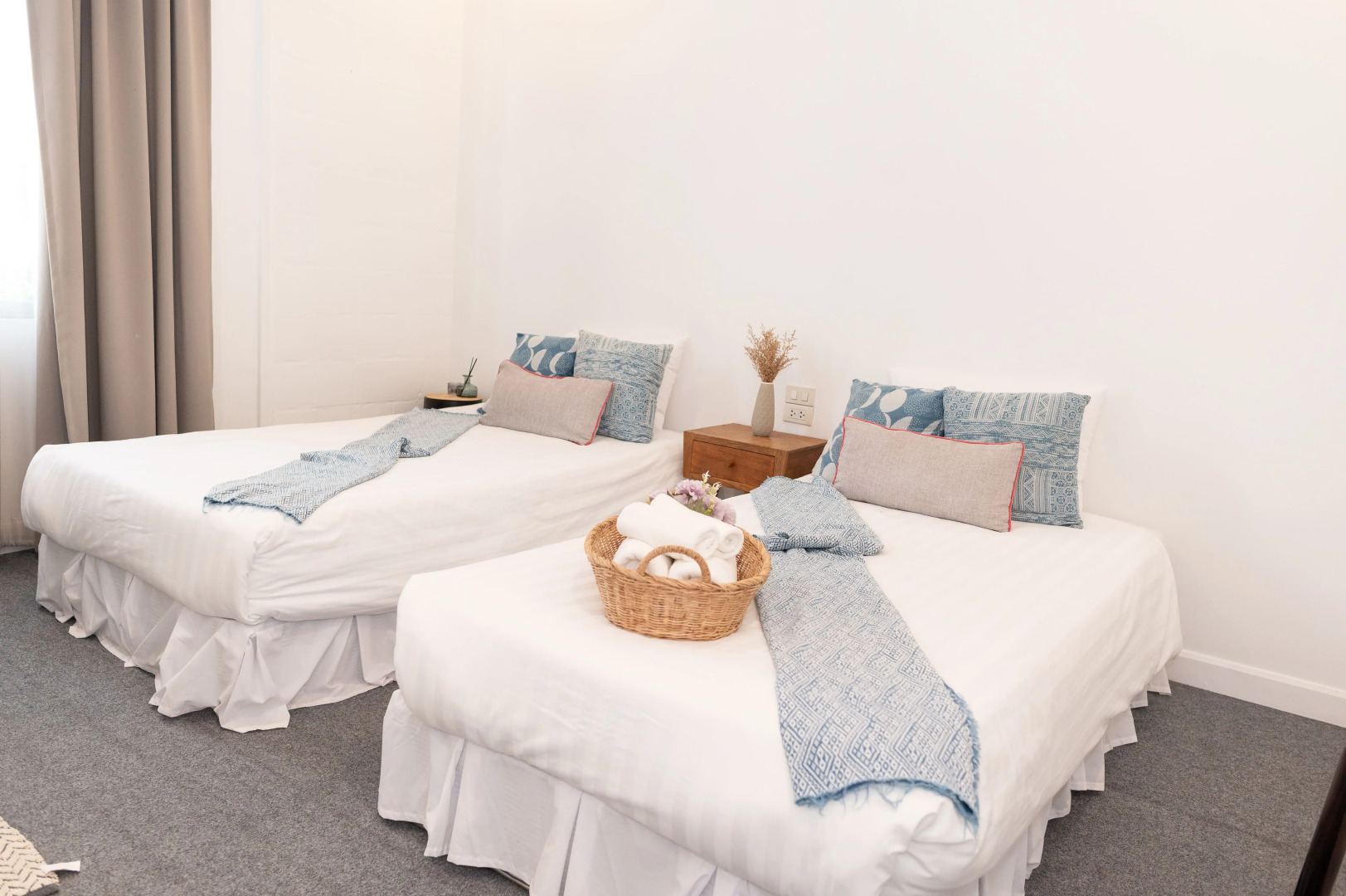 Photo - Oon Poshtel x Cafe