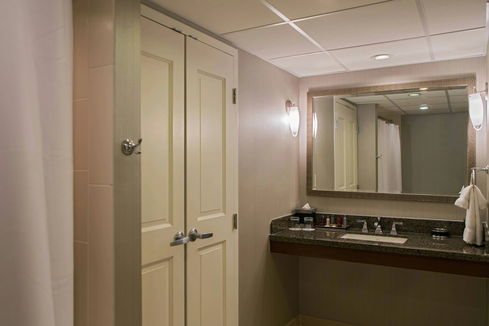 Photo - Falls Church Marriott Fairview Park