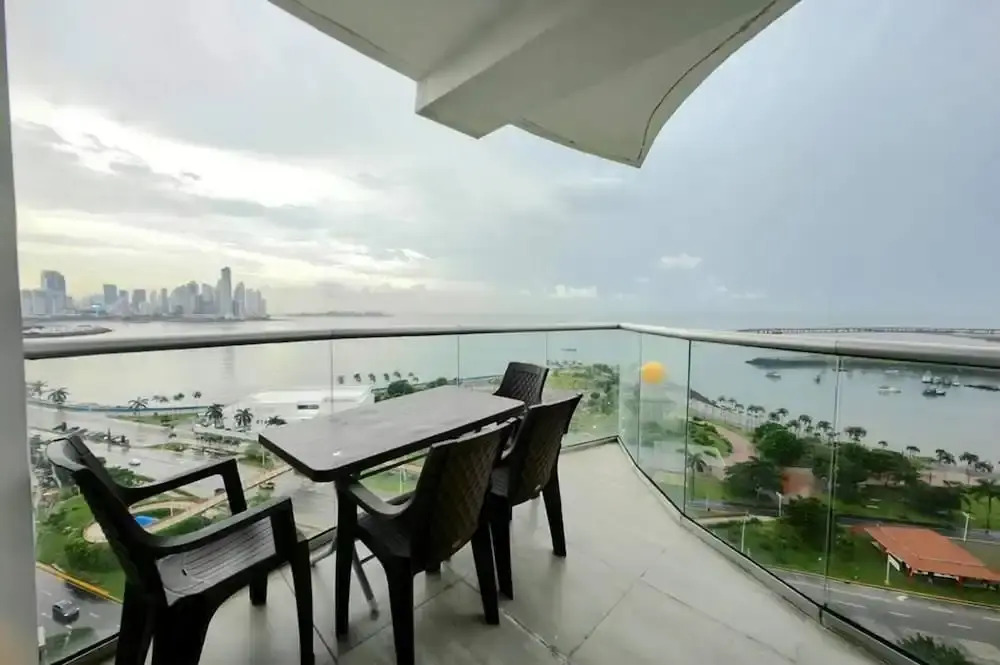 Photo - Luxury Oceanview Guest Room Near Hilton Panama with Pool Access