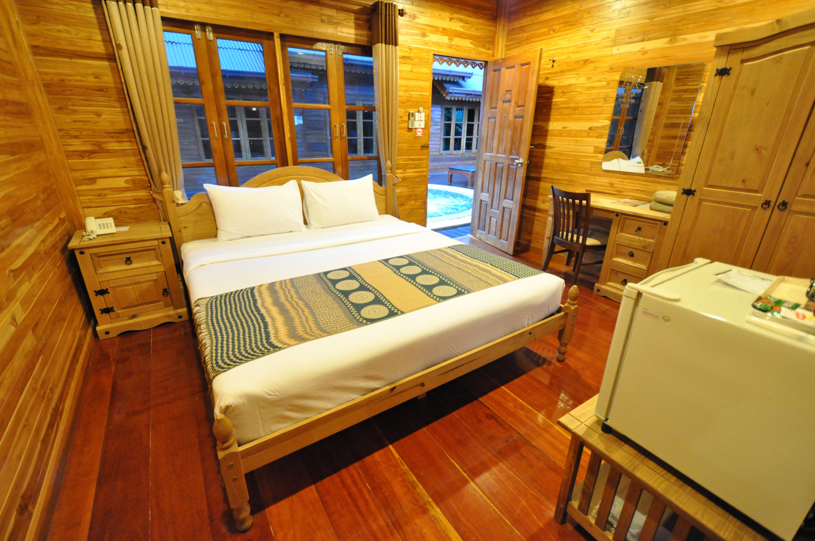 Foto - Basaya Beach Hotel & Resort