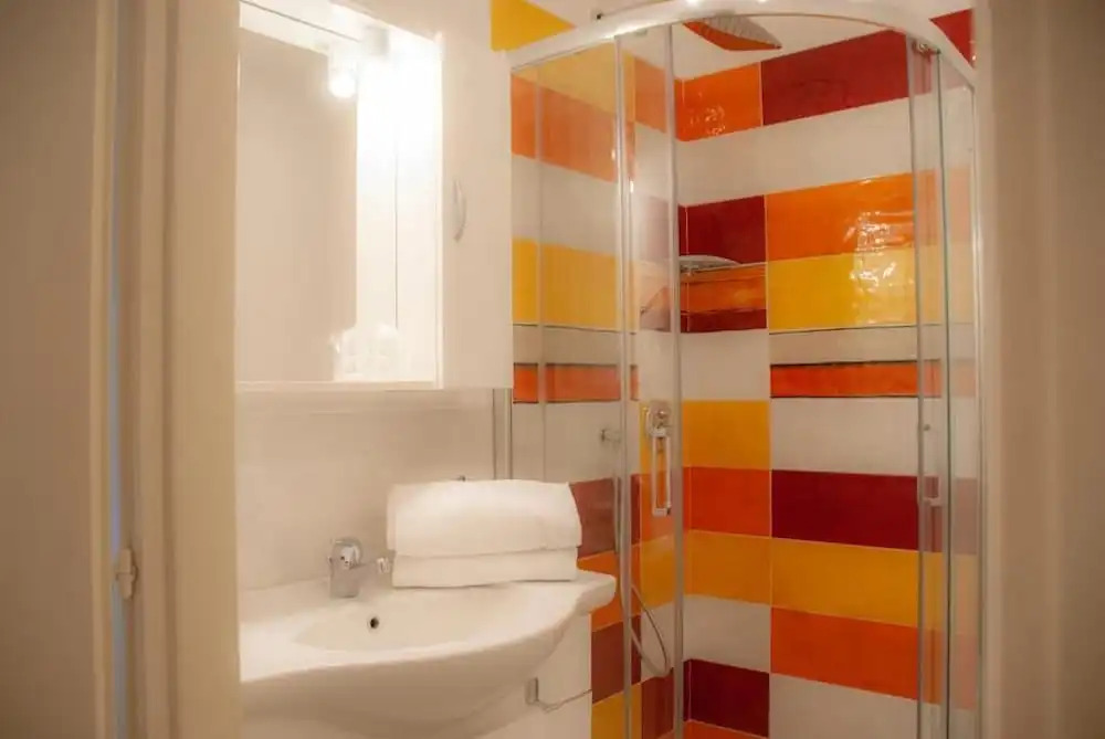 Photo - Sorrento Comfort Rooms con piscina