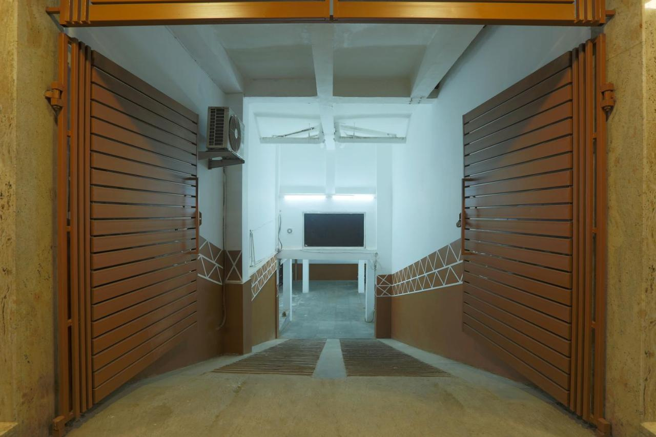 Foto - Arch   Near Aerocity New Delhi