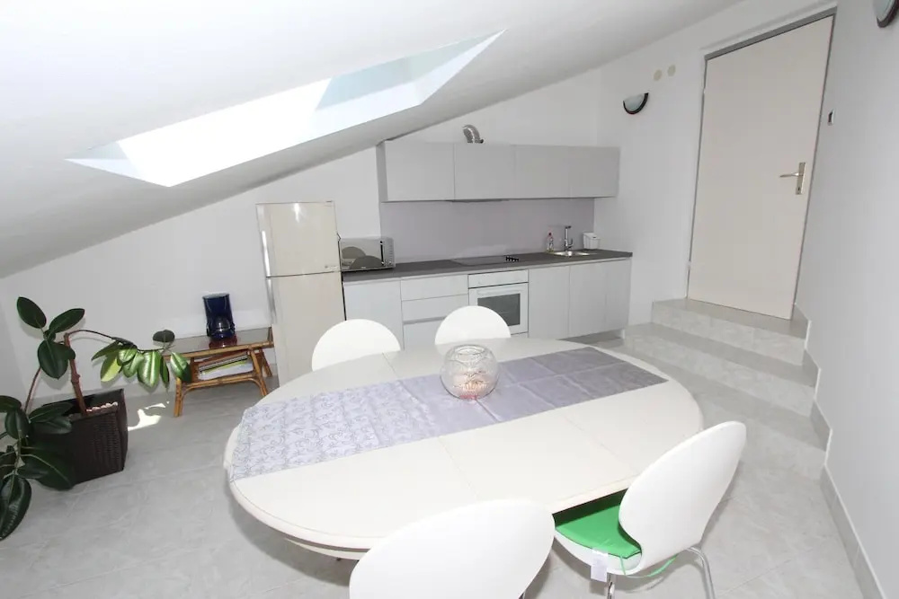 Photo - Rooms and Apartment Luana