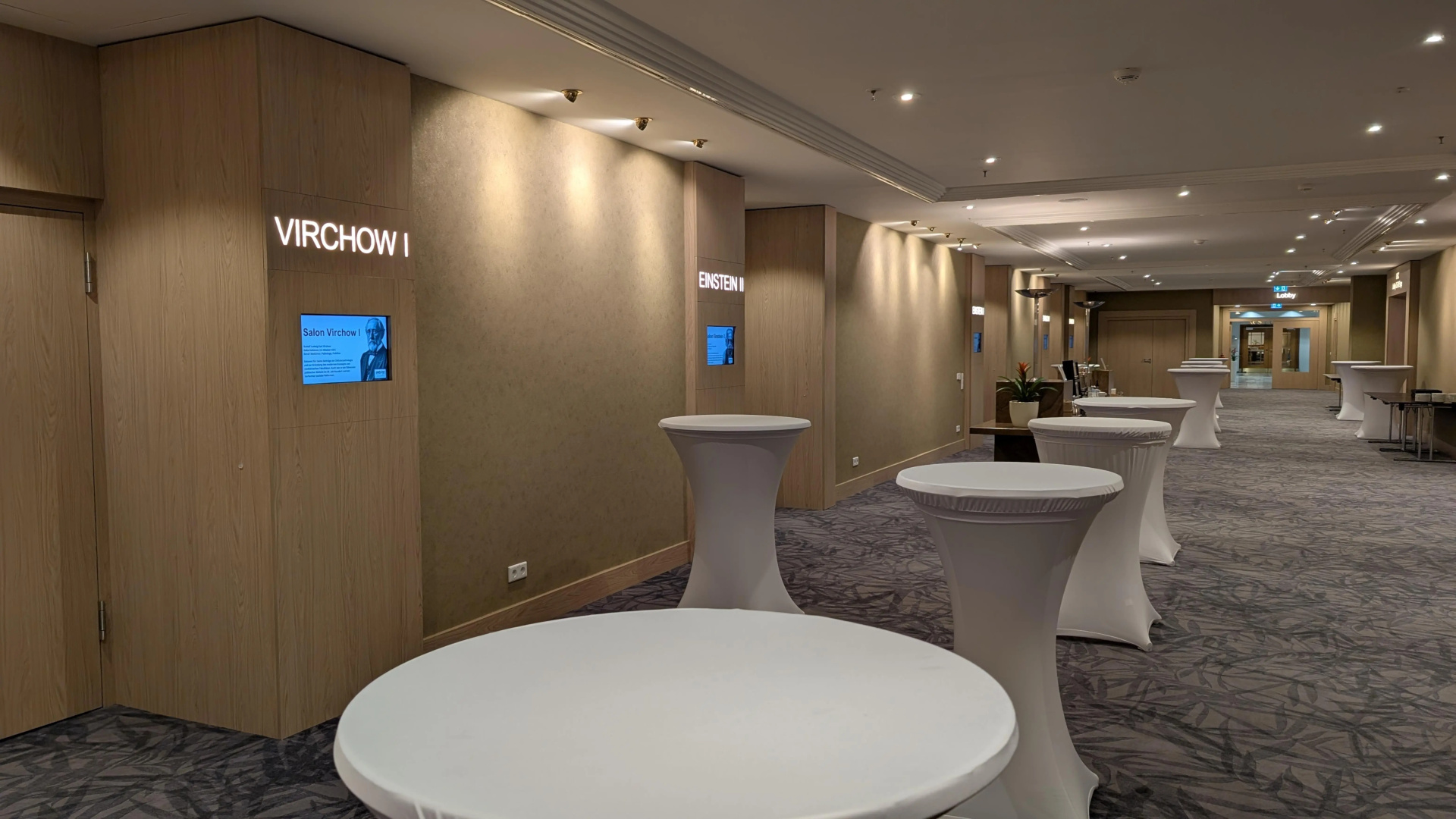 Photo - Park Inn by Radisson Berlin Alexanderplatz