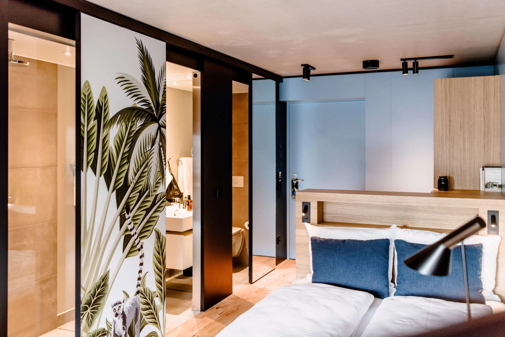 Foto - THE FLAG West M.