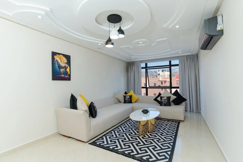 Appart Hotel Golden Sky Home